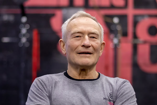 LESZEK DOLESZCZAK